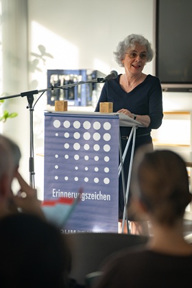 Sonja Schneidinger spricht für die Angehörigen