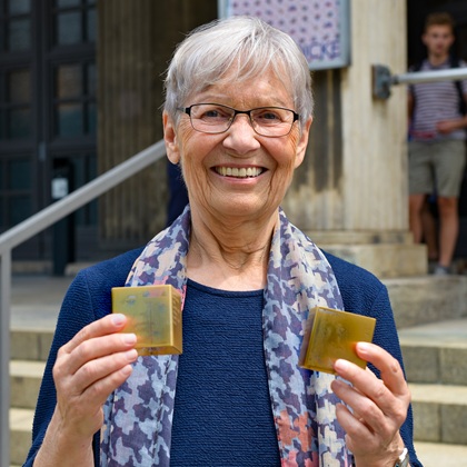 Ingrid Reuther, Initiatorin des Erinnerungszeichens