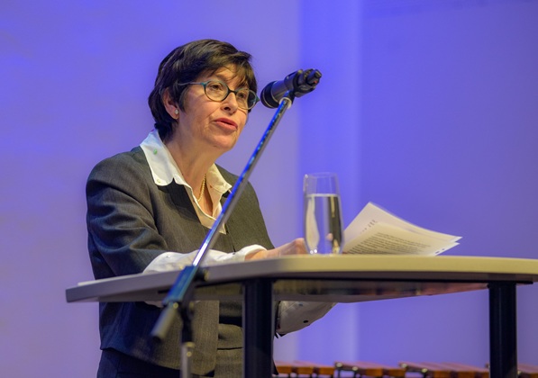 Irene Shilling-Wyler, Enkelin von Irene und Wilhelm Neuburger