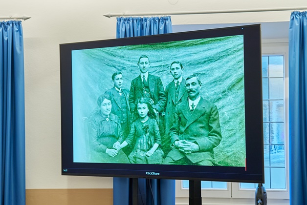 Historical photography of the Oppenheimer family