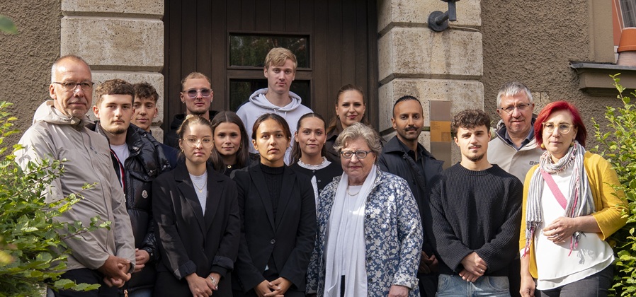 Erinnerungszeichen für Karl Simon