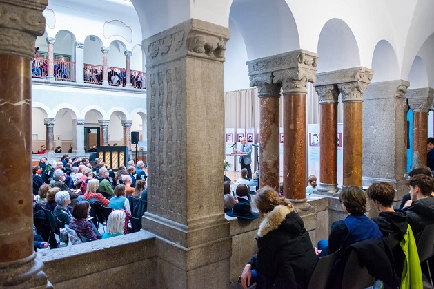 Gedenkveranstaltung für 20 Schülerinnen des Luisengymnasiums