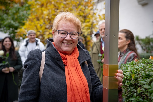 Ruth Münch von der ErinnerungsWerkstatt München e. V.