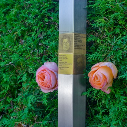 The Memorial Signs for Margarethe and Berthold Sterneck