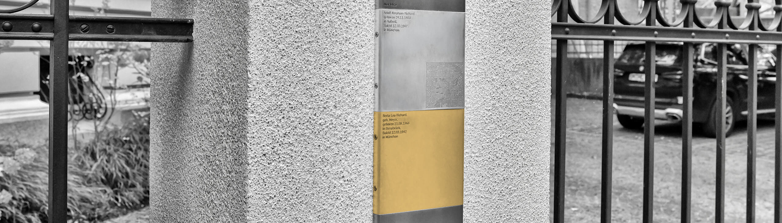 Plakette mit Erinnerungszeichen für Berta Richard