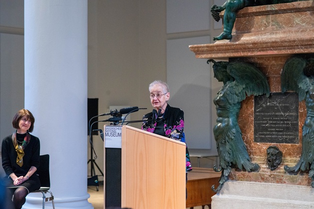 Anna Maria Abernathy für die Familie Hirschberg/Marx