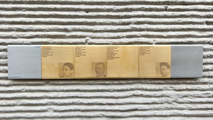 Memorial Signs for the Rothschild family